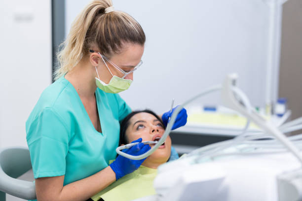 Best Broken Tooth Emergency  in Hampton, TN
